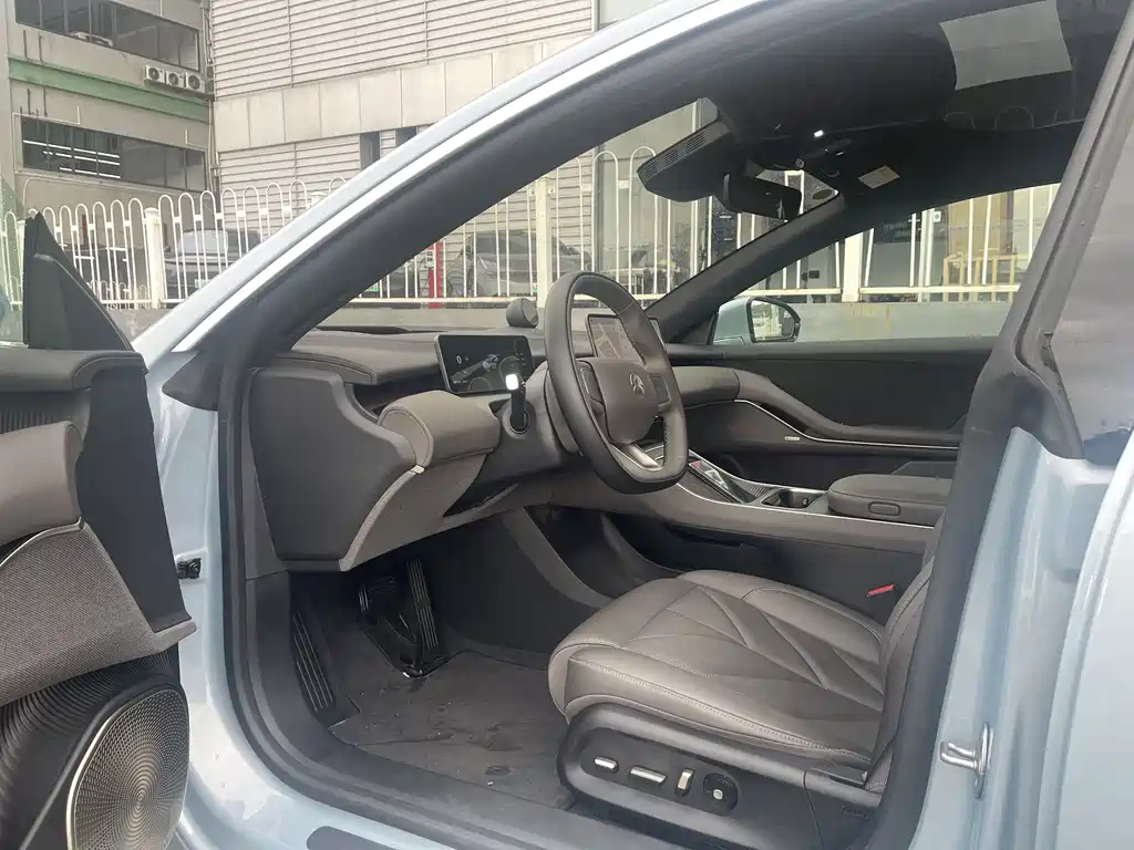 NIO ET5T — миниатюра 8