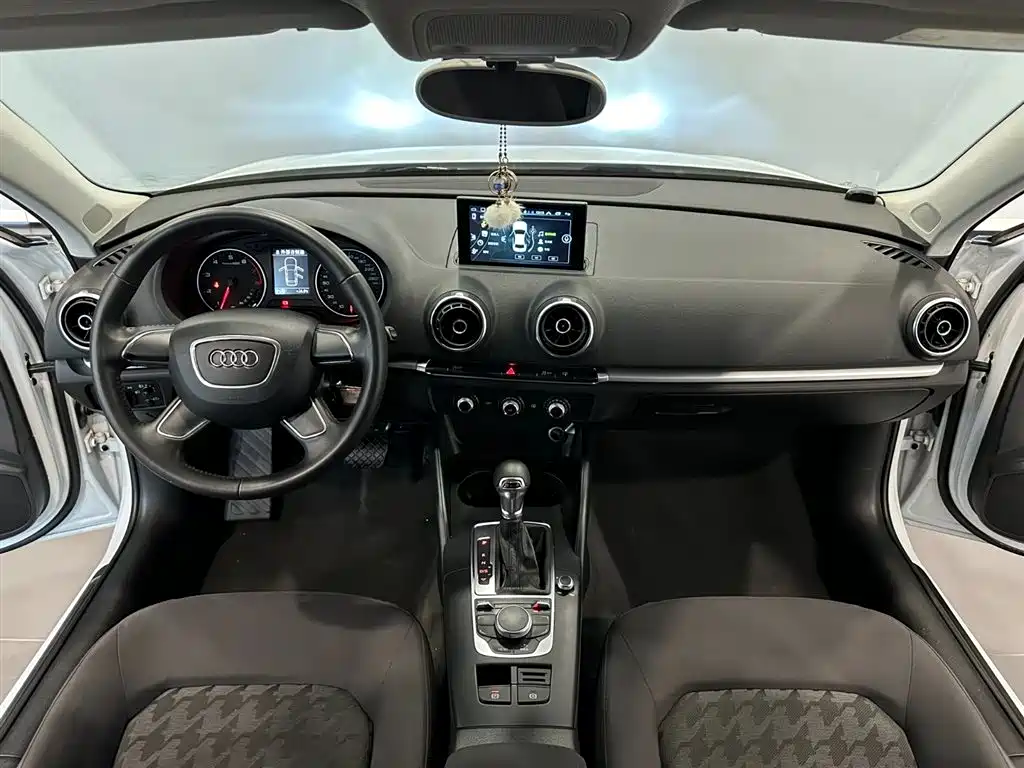 Audi A3 — миниатюра 7