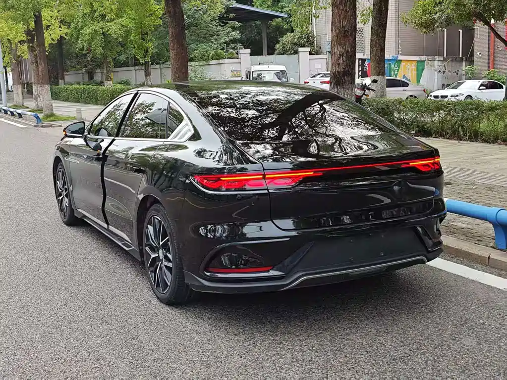 BYD Han — миниатюра 7