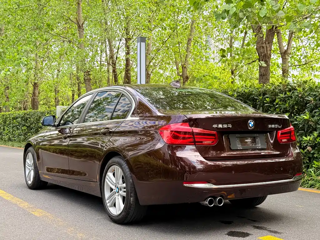 BMW 3 Series — миниатюра 3