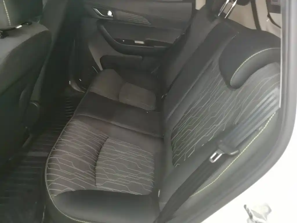 Changan Benben E-Star — миниатюра 17