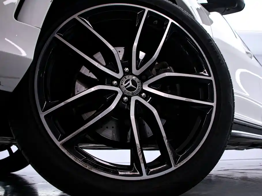 Mercedes-Benz GLS — миниатюра 21