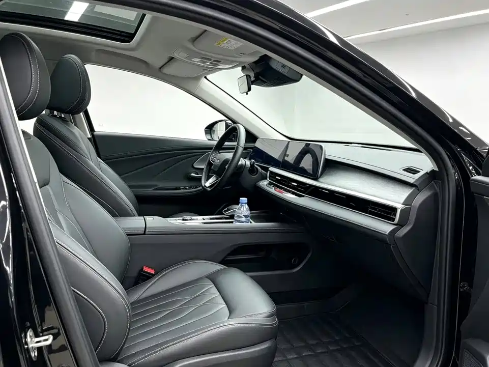 Chery Arrizo 8 — миниатюра 5