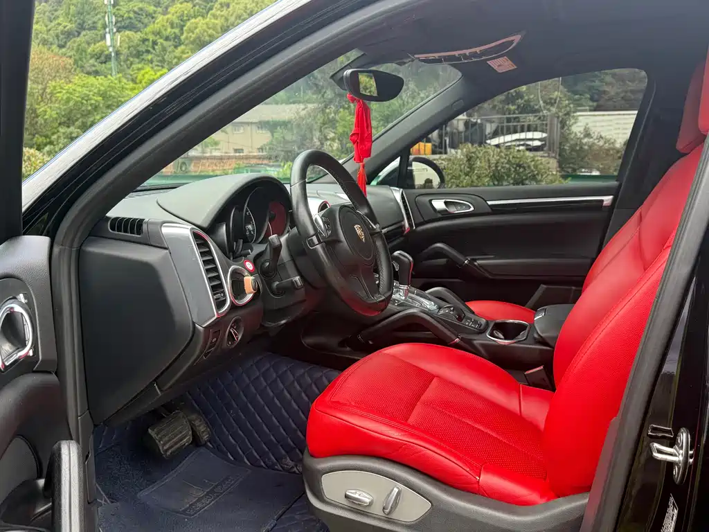 Porsche Cayenne 2012 3.6L