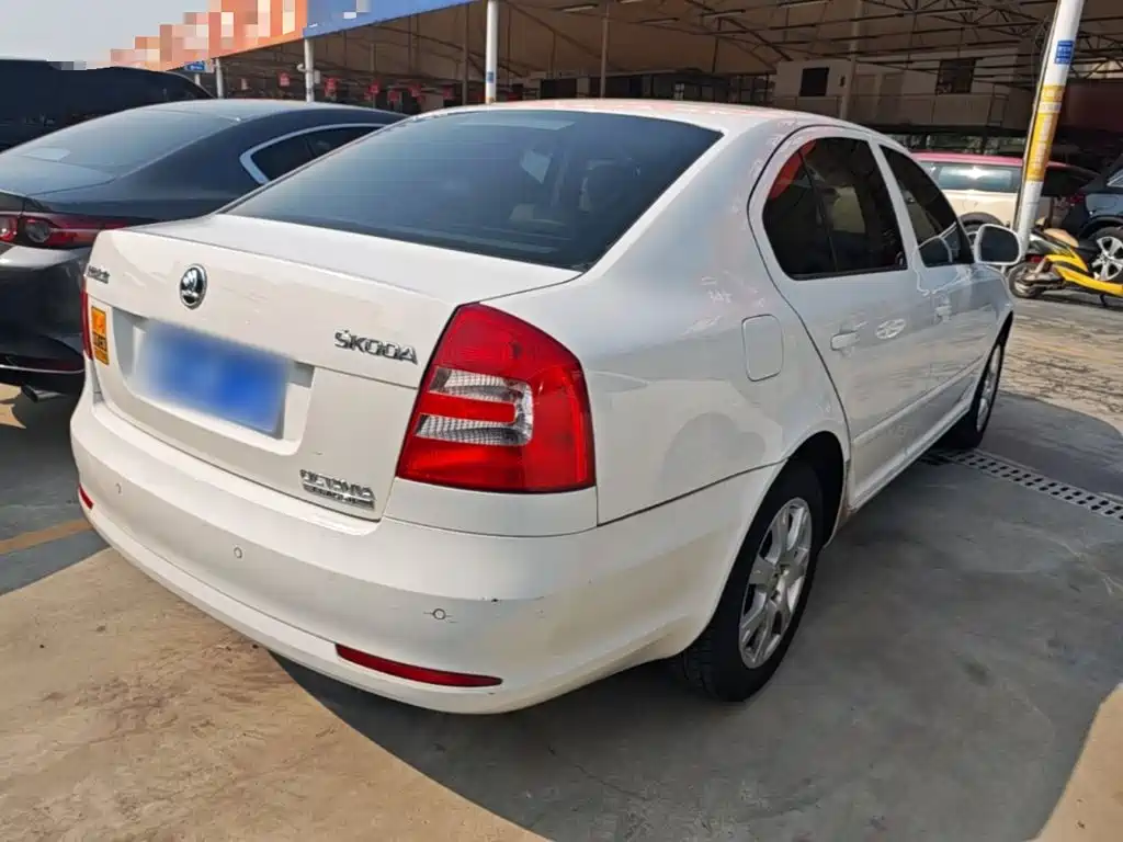 Skoda Octavia — миниатюра 7