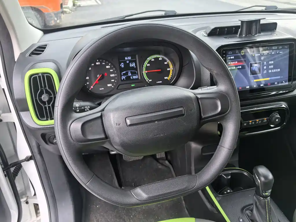 Roewe Clever — миниатюра 11