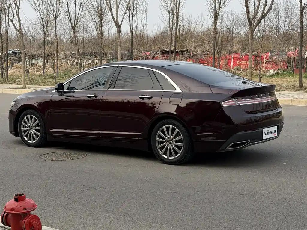 LINCOLN MKZ