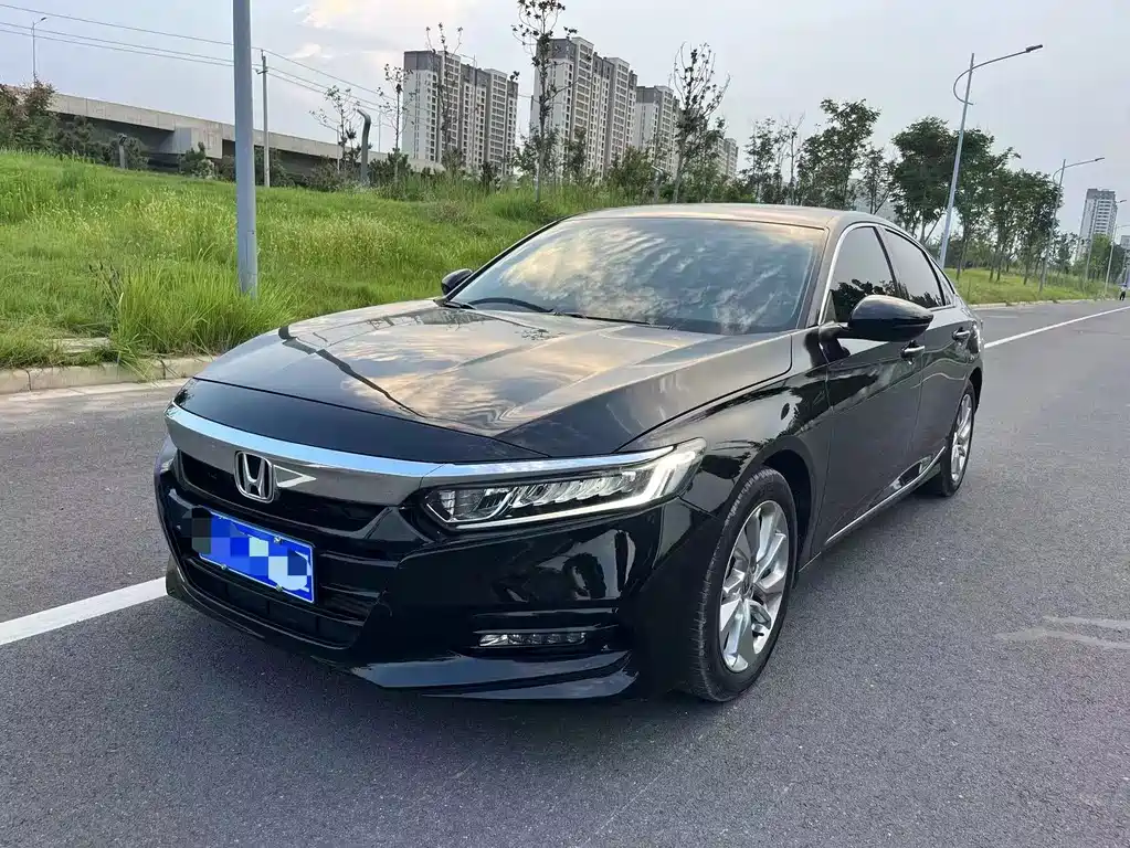 Купить Honda Accord