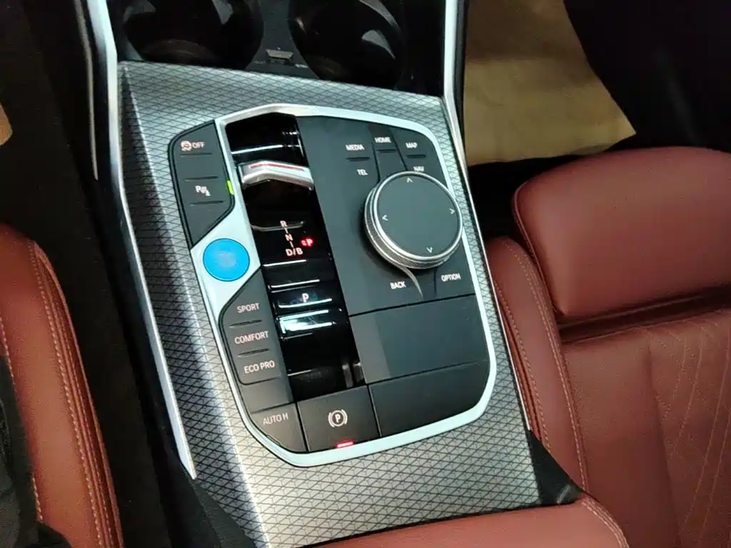 BMW i3 — миниатюра 14