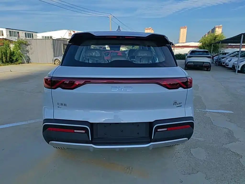 BYD Yuan UP — миниатюра 6