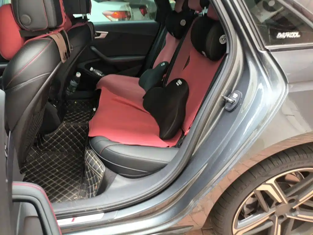 Audi A4L — миниатюра 15