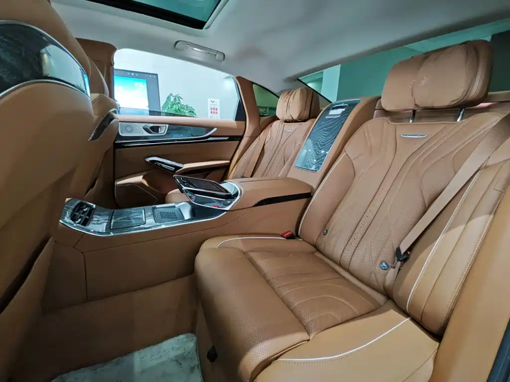 Hongqi Hongqi H9 — миниатюра 4