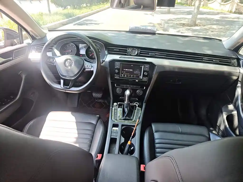 Volkswagen Magotan — миниатюра 7