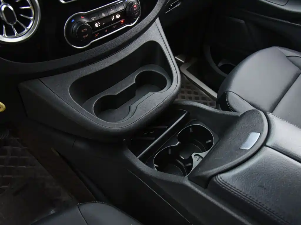 Mercedes-Benz Vito — миниатюра 14
