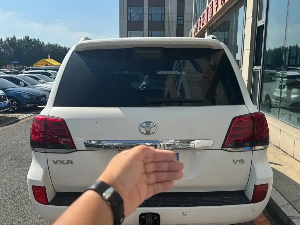 Toyota Land Cruiser — миниатюра 5