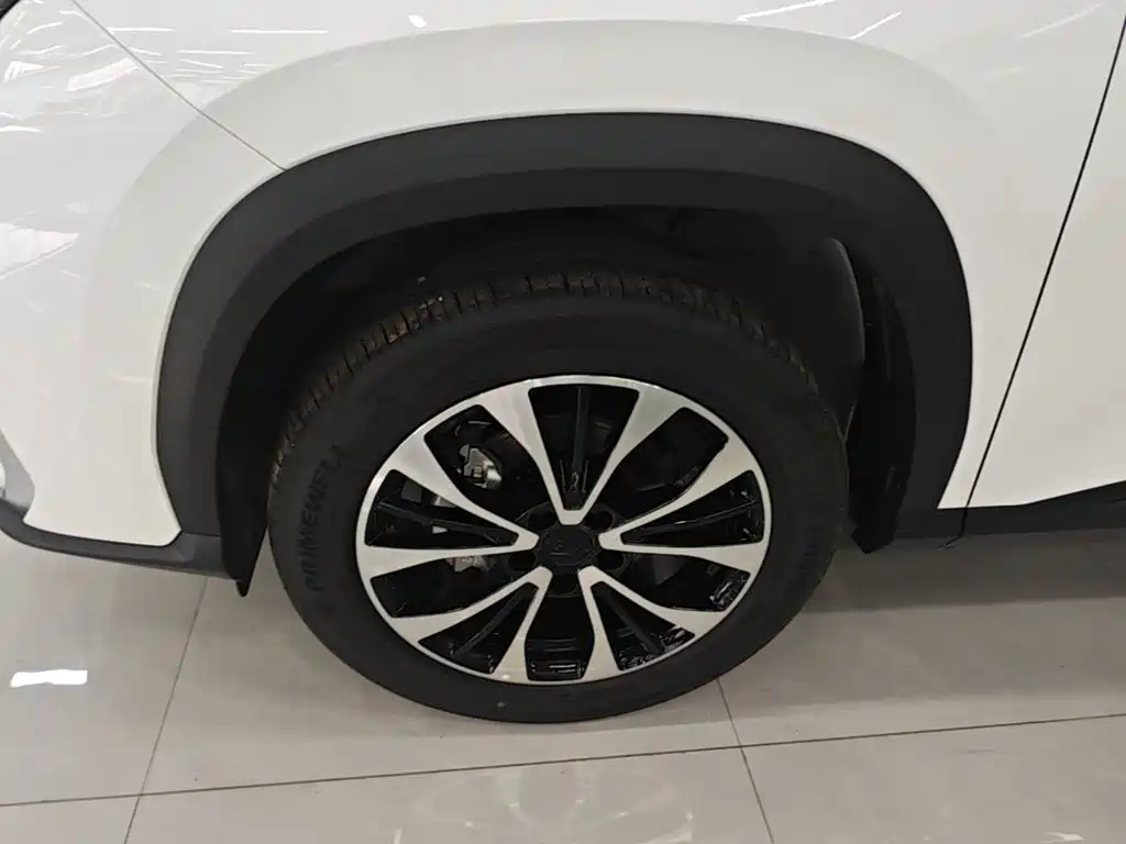 Geely Boyue — миниатюра 23