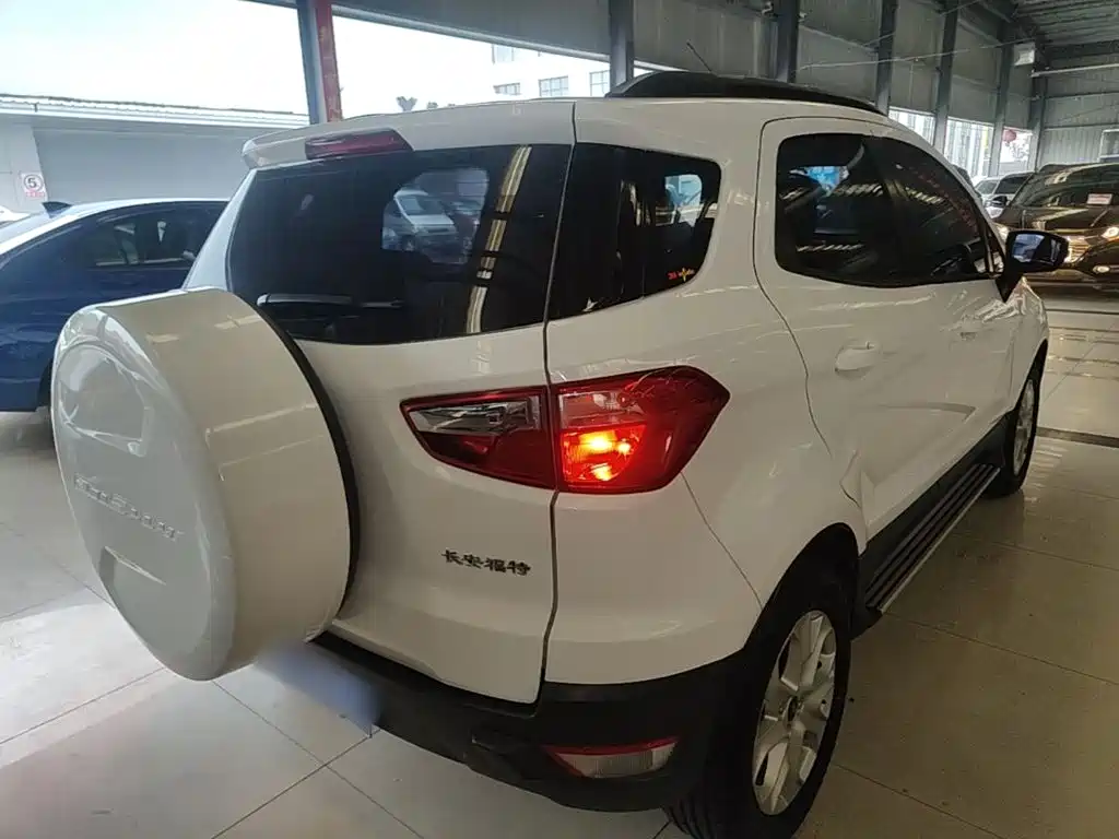 Ford Ecosport — миниатюра 7