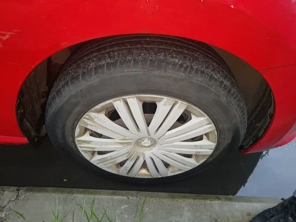 Volkswagen Polo — миниатюра 8