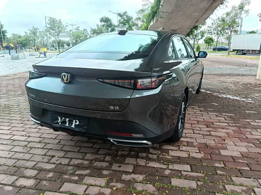 Changan Yida — миниатюра 10