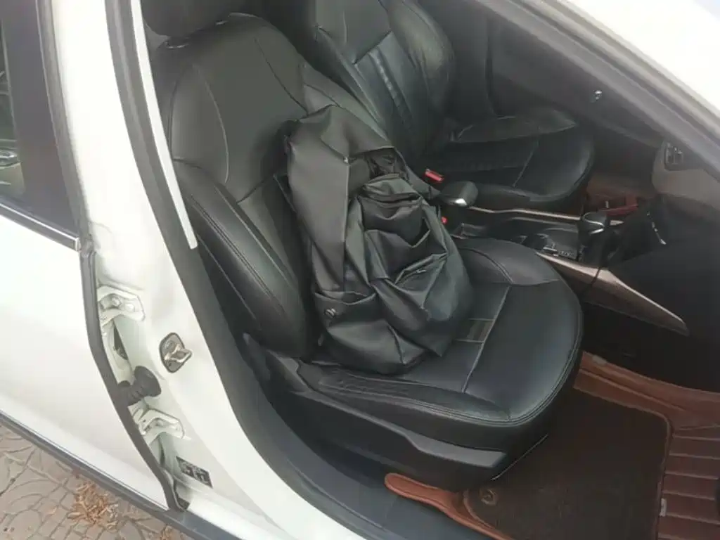 Peugeot 2008 — миниатюра 25