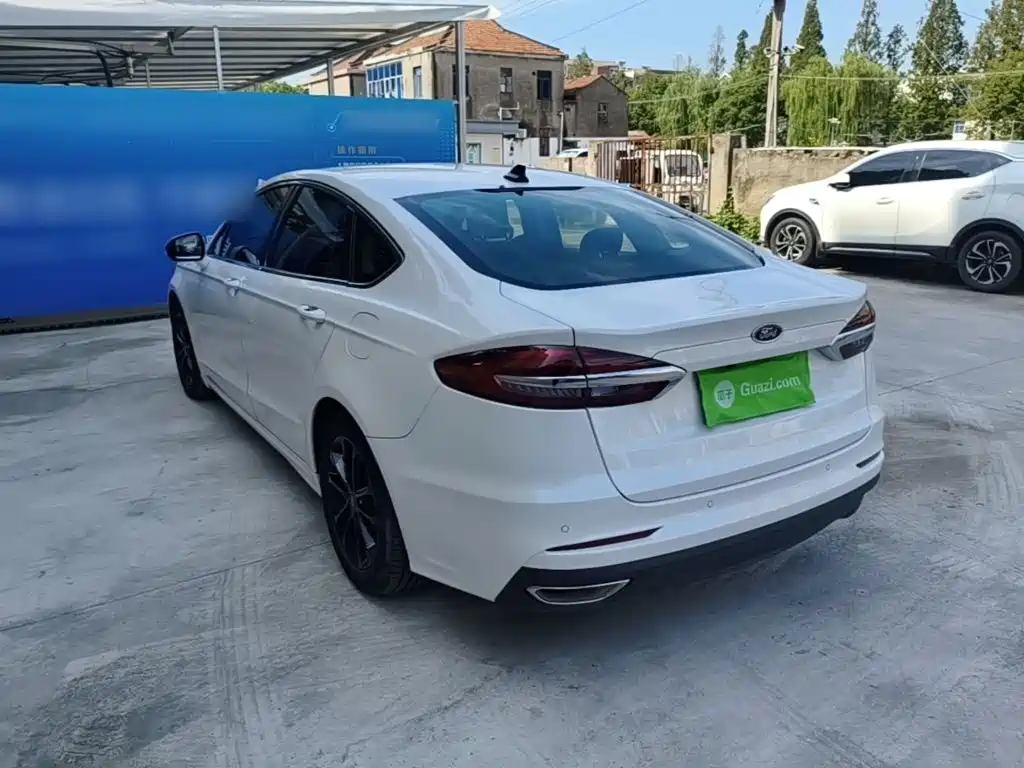 Ford Mondeo — миниатюра 5