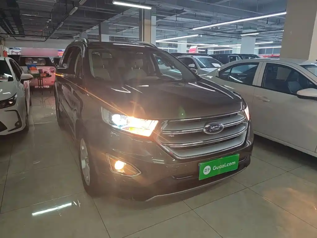 Ford Edge — миниатюра 4