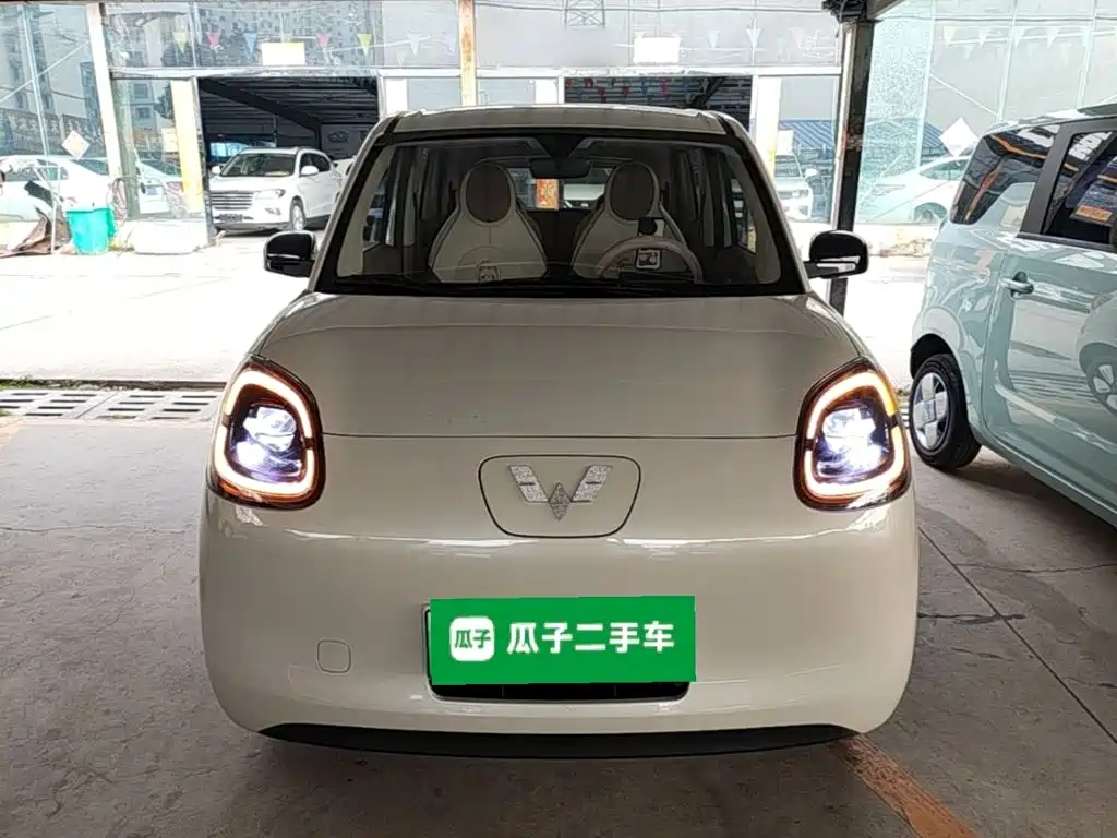 Wuling MINIEV — миниатюра 3