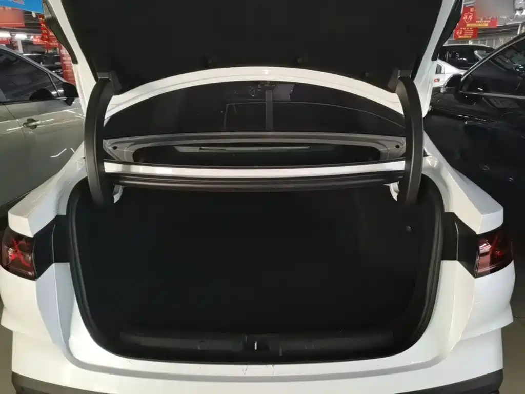 BYD Qin L — миниатюра 19