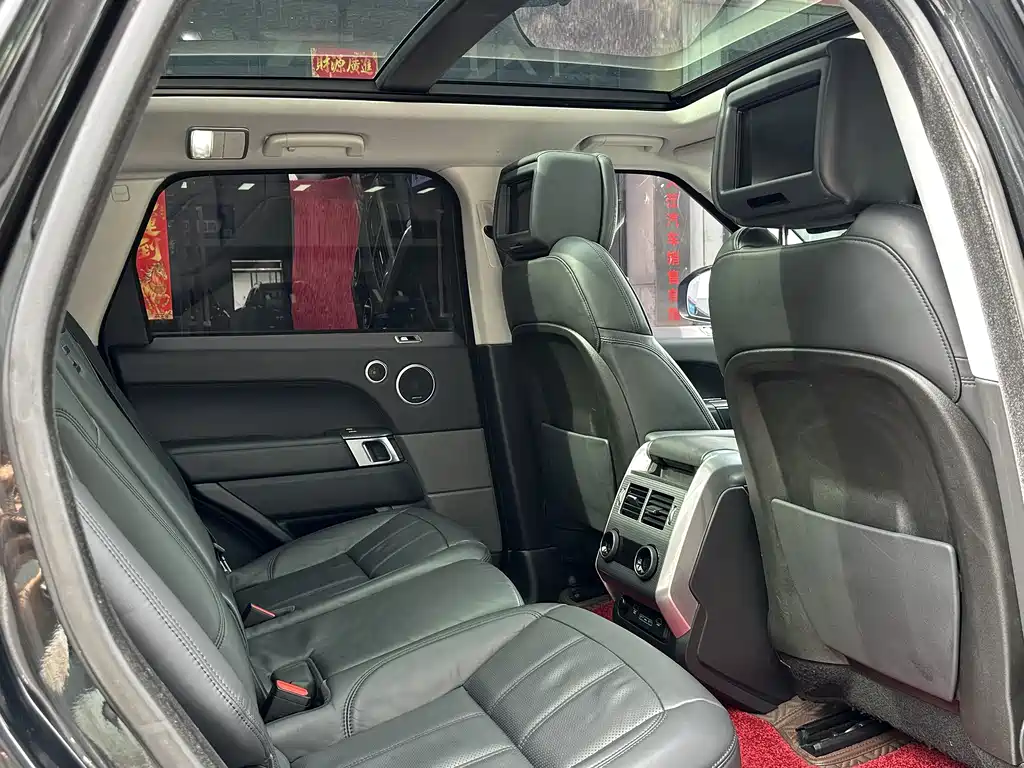 Land Rover Range Rover Sport 2020 3.0 L6 HSE DYNAMIC