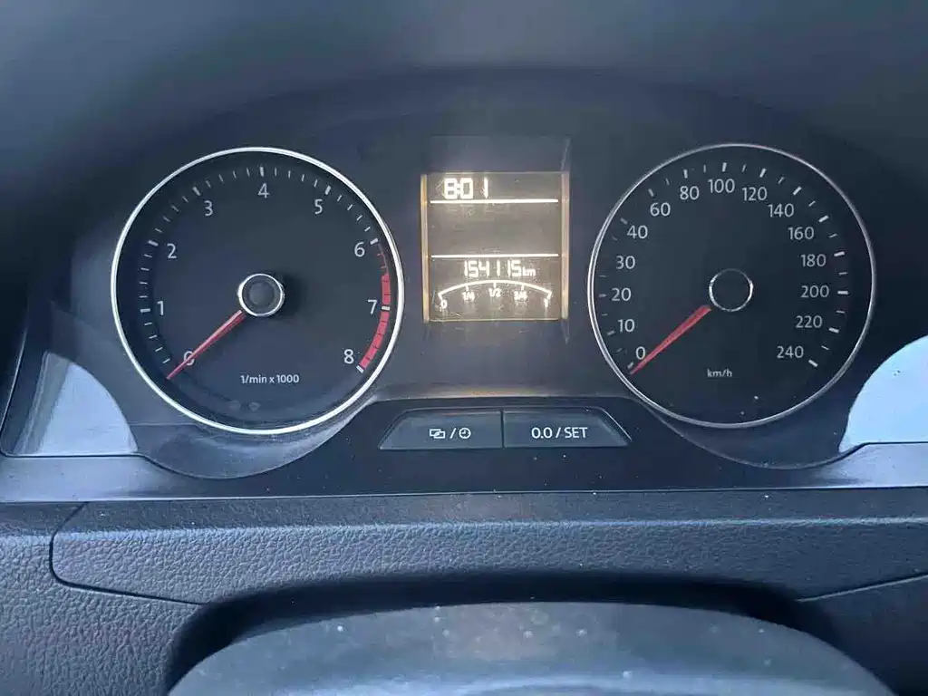 Volkswagen Santana — миниатюра 14