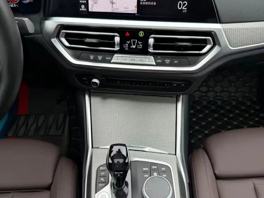 BMW 3 Series — миниатюра 13