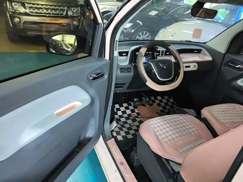 Wuling MINIEV — миниатюра 16