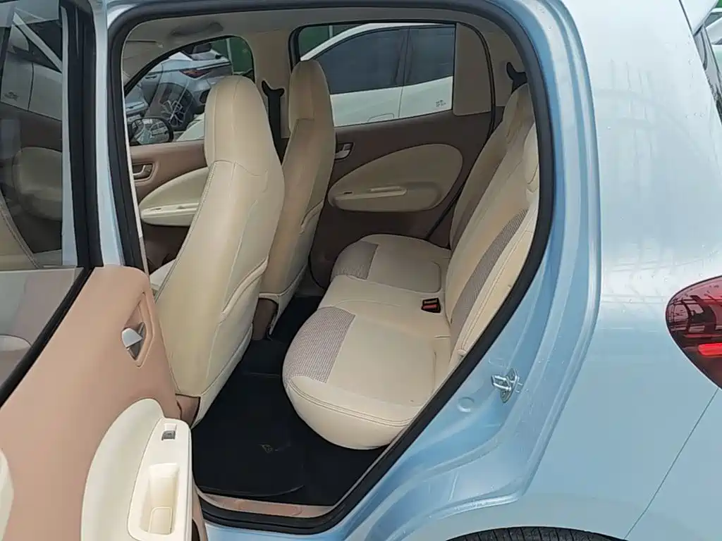 Wuling MINIEV — миниатюра 17