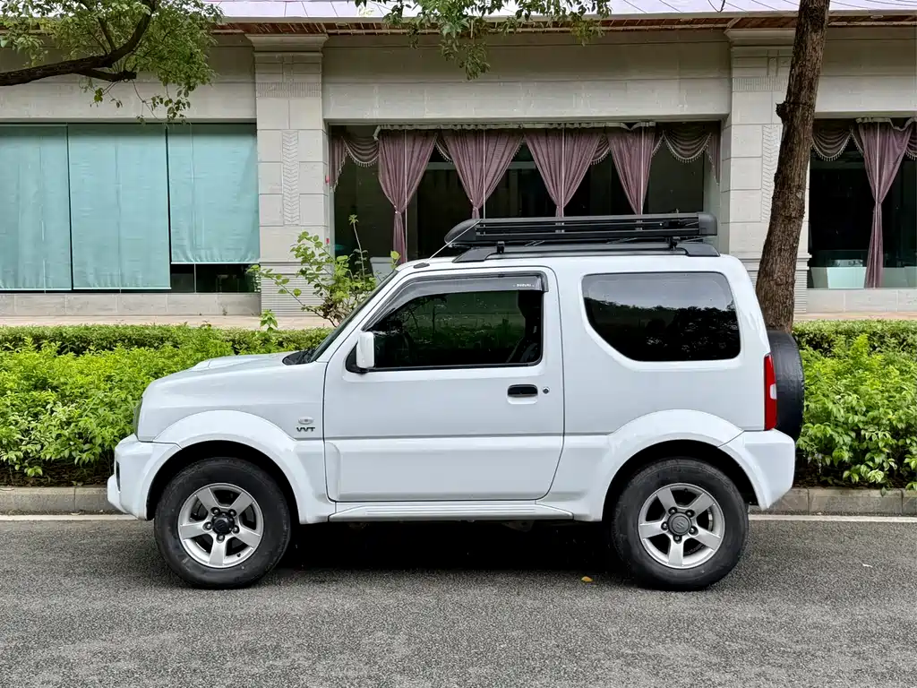Suzuki Jimny — миниатюра 3