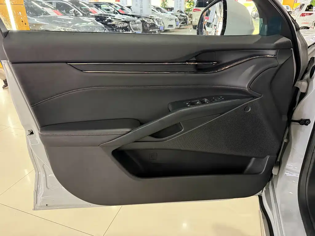 Ford Mondeo — миниатюра 17