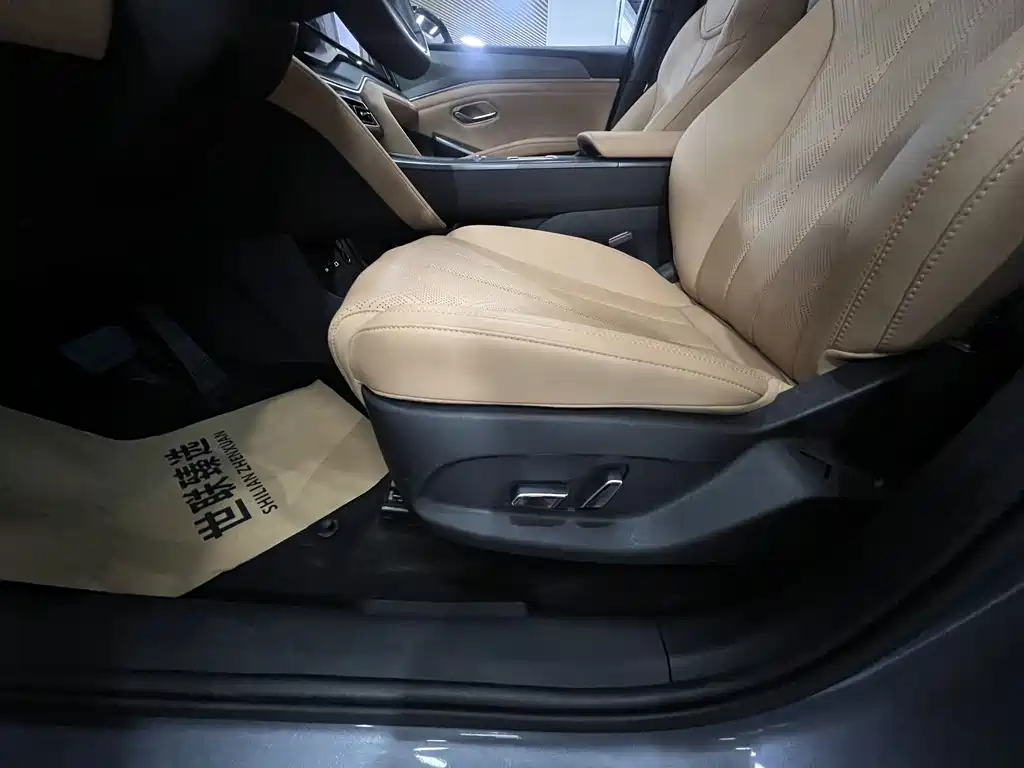 BYD L DM-i — миниатюра 17