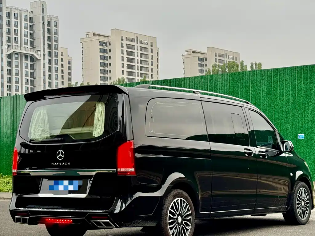 Mercedes-Benz Vito 2020 2.0T 7 мест