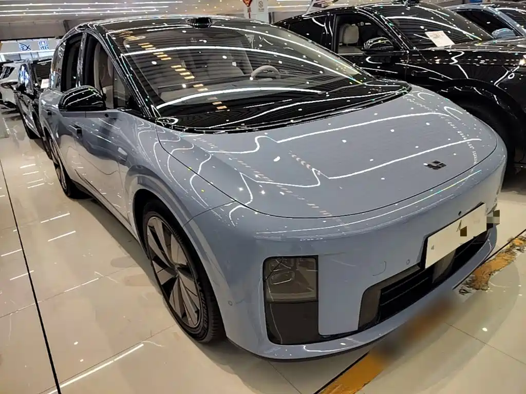 Li Auto Идеальный I8 — миниатюра 4