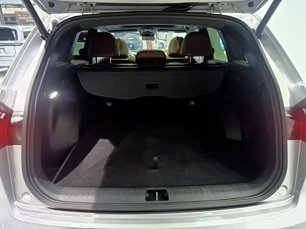 Geely Xingyue L — миниатюра 25