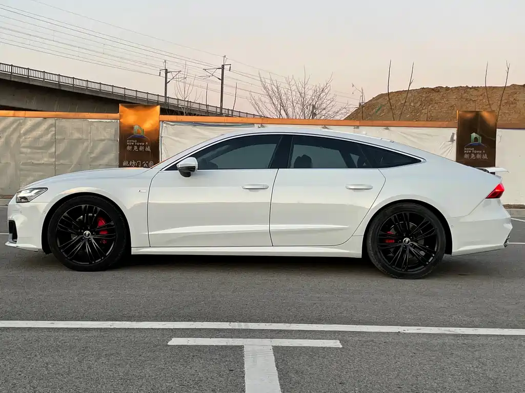 Audi A7 2023 45 TFSI
