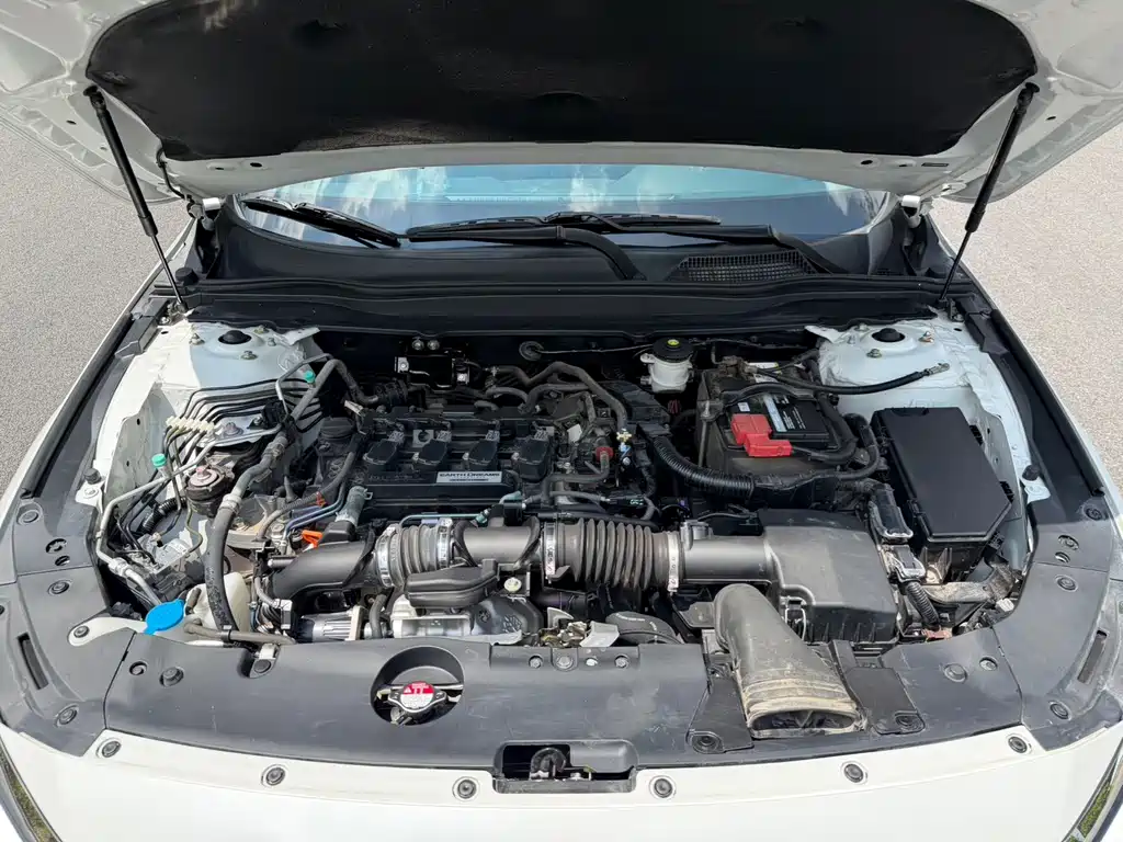 Honda Accord — миниатюра 16