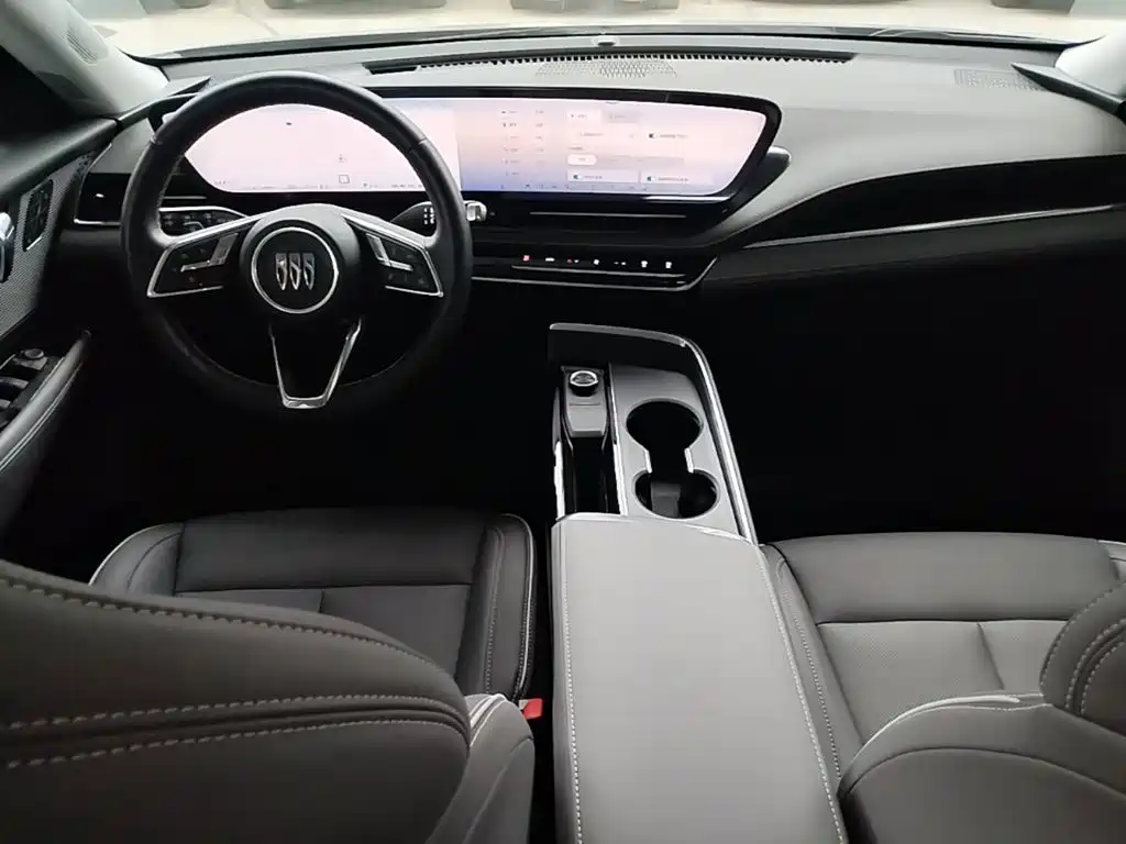 Buick E5 — миниатюра 10