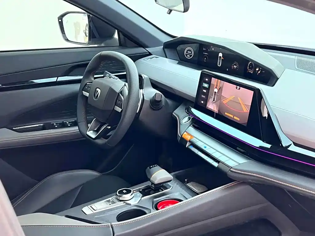 Changan UNI-V — миниатюра 4