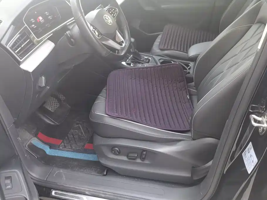 Volkswagen Tiguan L — миниатюра 9