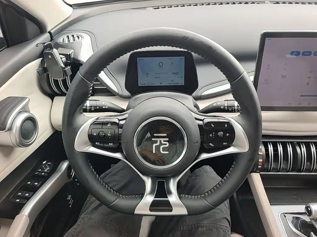 BYD Yuan Plus — миниатюра 11