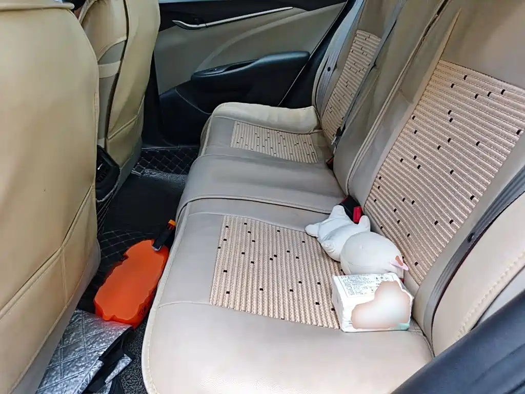 Buick Excelle — миниатюра 15