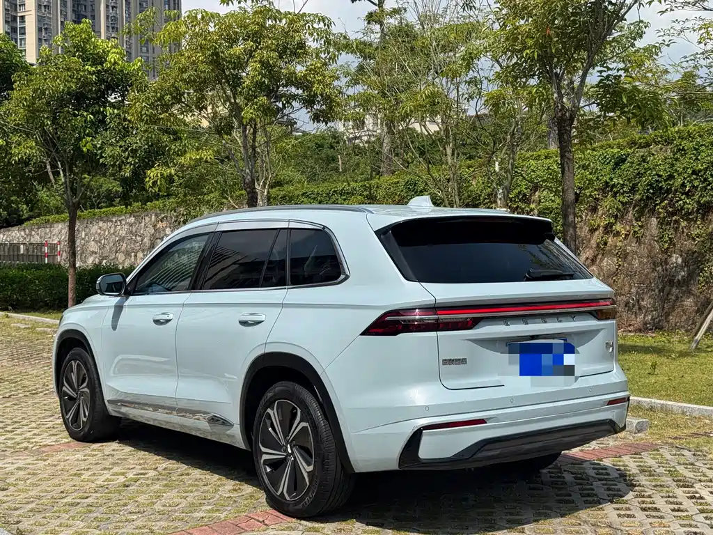 Geely Xingyue L — миниатюра 9