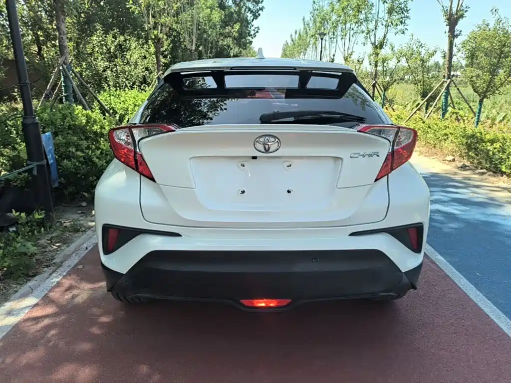 Toyota C-HR — миниатюра 6