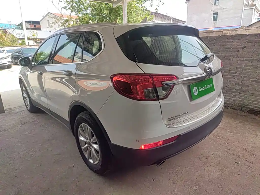 Buick Envision Plus — миниатюра 5