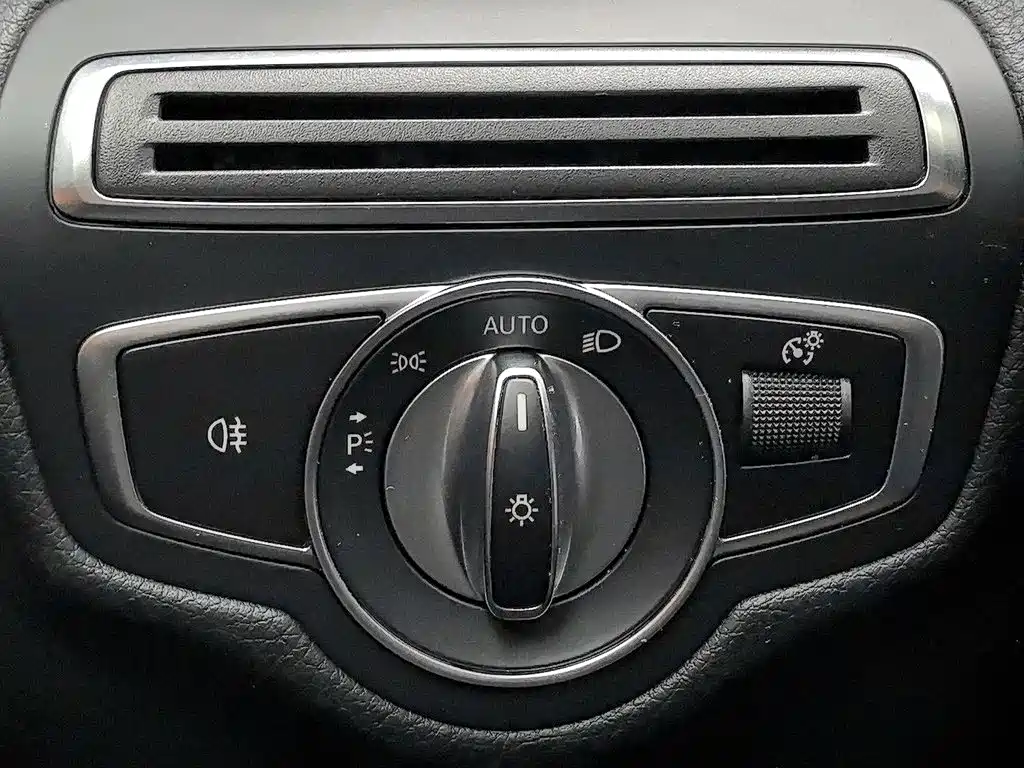 Mercedes-Benz GLC — миниатюра 21